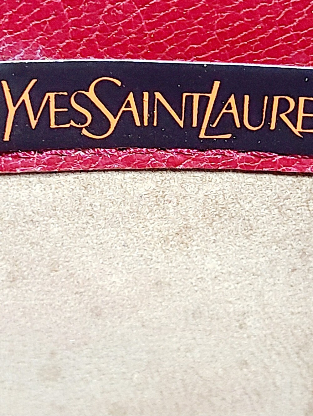Yves Saint Laurent Leather Shoulder Bag - Picture 4 of 7